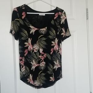 *2 for $20* Babaton SAMI T-Shirt